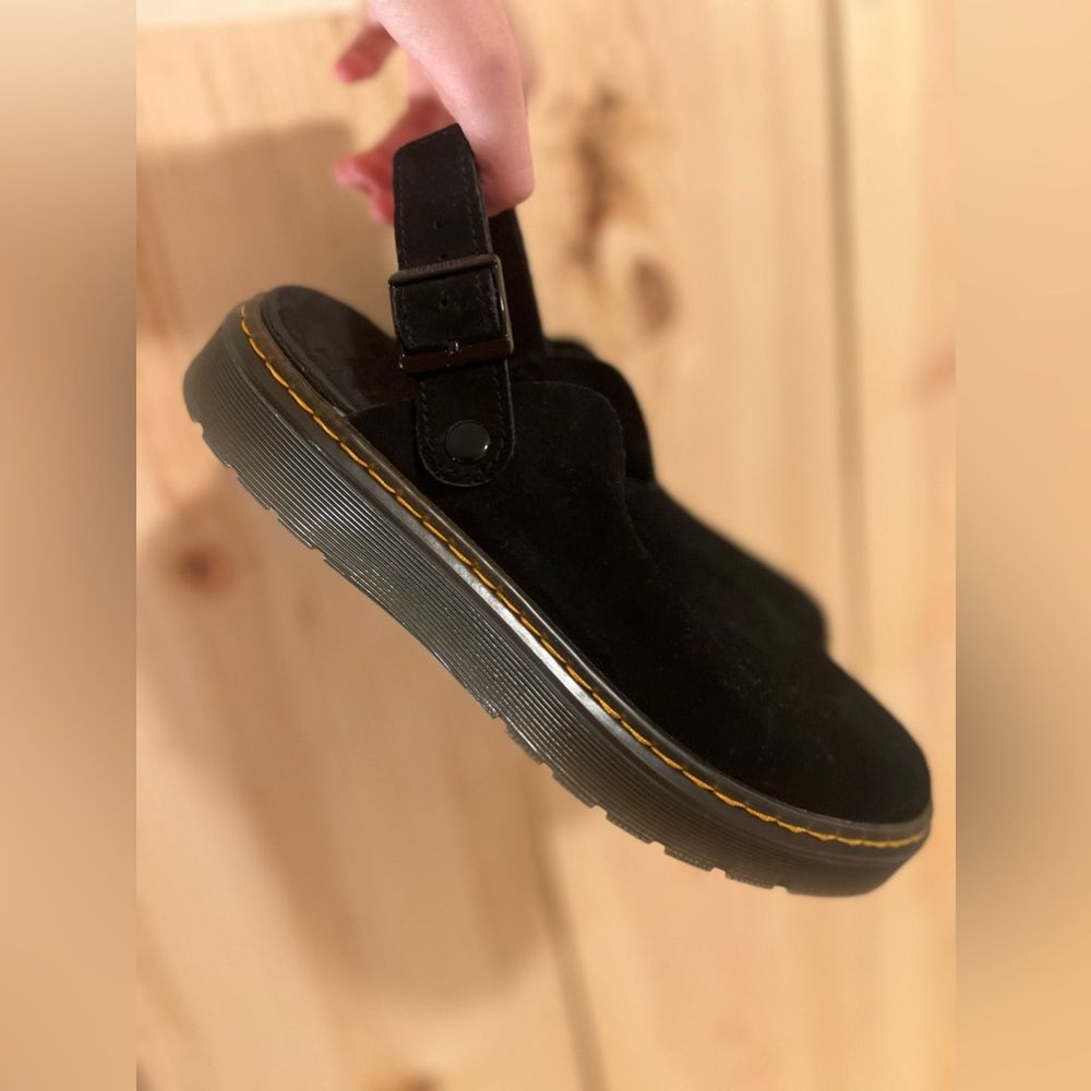 Dr. Martens Carlson Mule